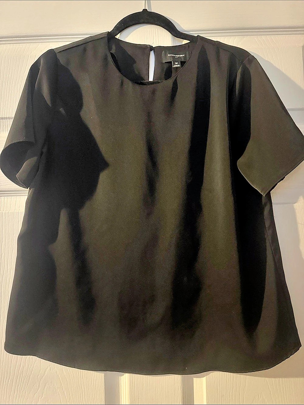 Banana Republic Black Polyester Blouse Size Medium Like New